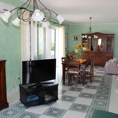 Ferraro Villa *